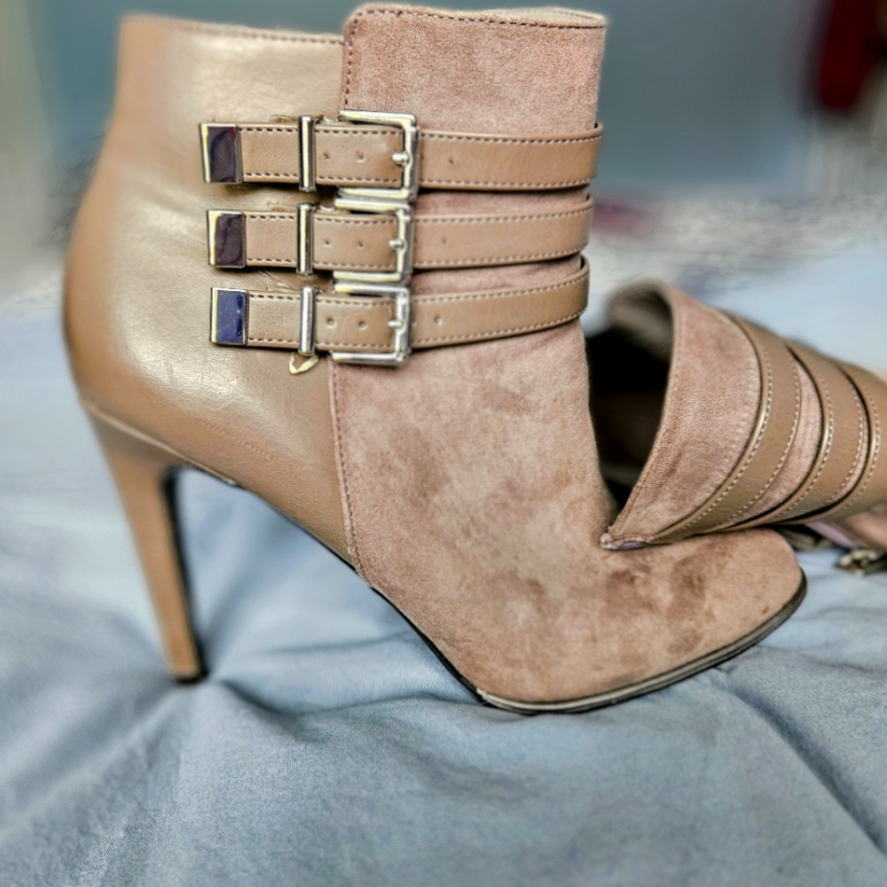 Sam & Libby Taupe Stiletto Booties size 9.5